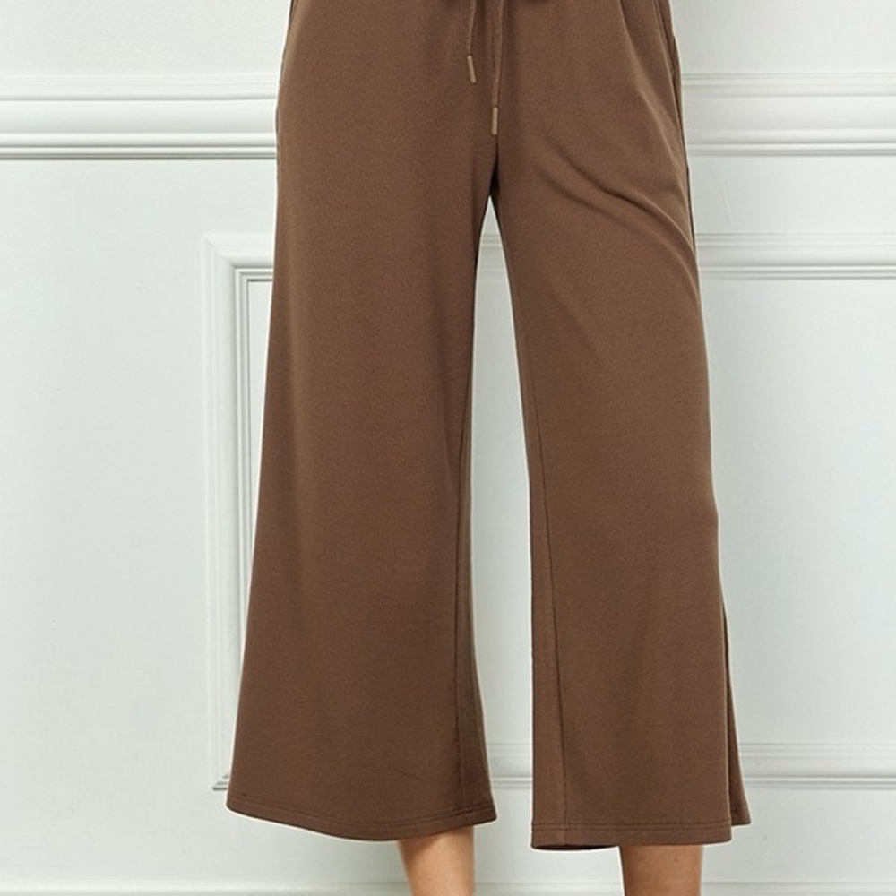 See And Be Seen Elegant Brown Wide-Leg Women's Pants